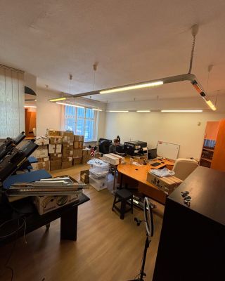 STĚHUJEME TISKÁRNY! 🚛🖨️📦 Nový místo – nové možnosti! 🔥 Jsme teď v Králově Poli v Brně 🏢, přízemí – super dostupnost 🛴 a...